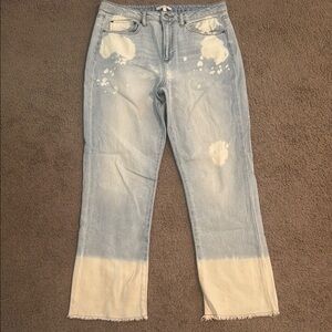 Gianni Bini Blue Straight Leg Jeans Distressed/Acidwash Style